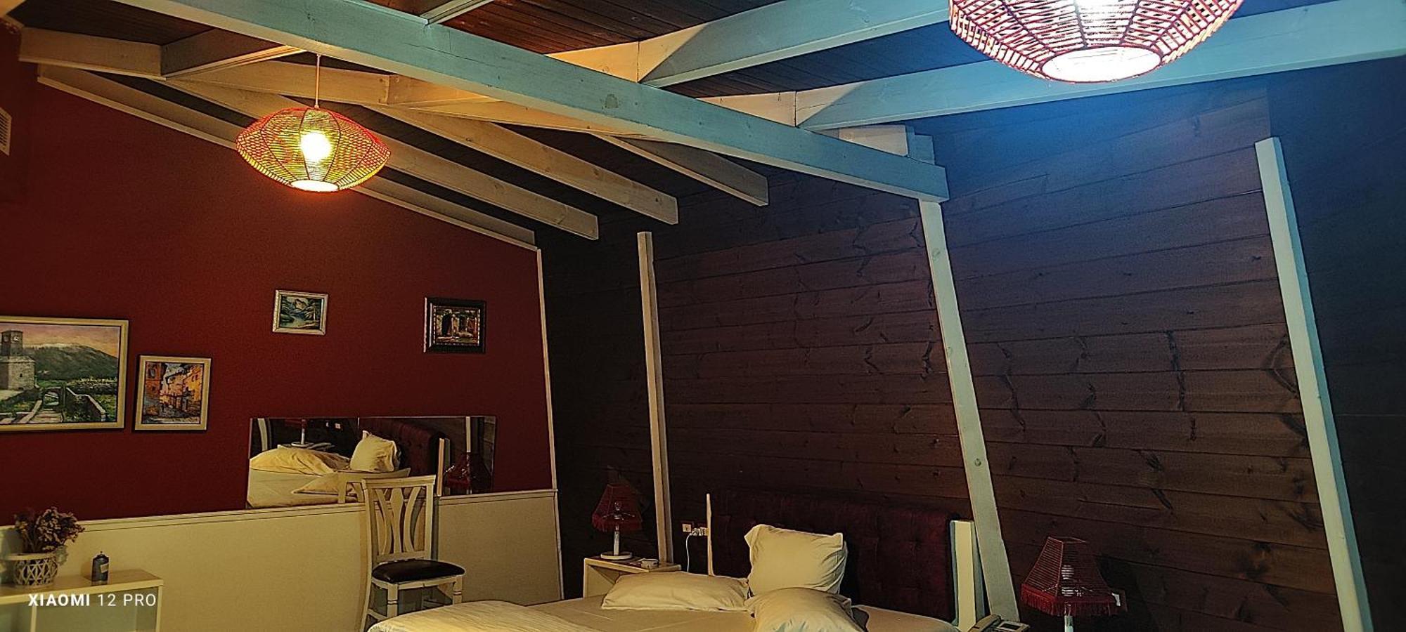 Hotel Kastria Tirana Kültér fotó