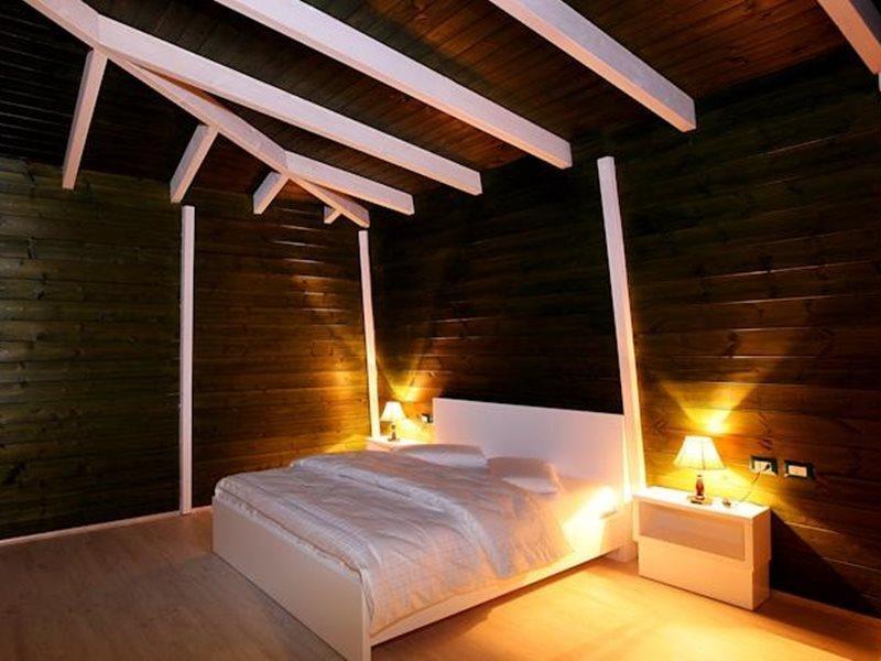 Hotel Kastria Tirana Kültér fotó